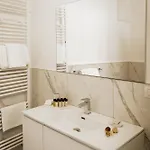 Belvedere 237a Lakeview Luxury Appartement