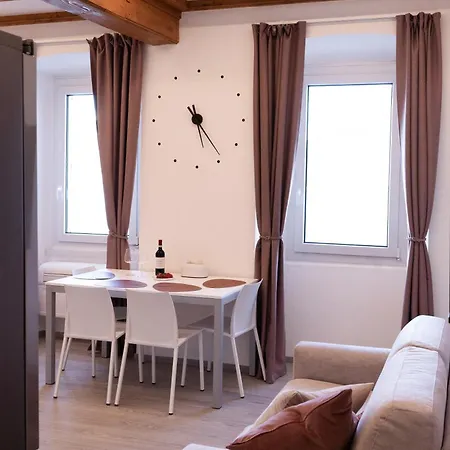Belvedere 237a Lakeview Luxury Апартаменты